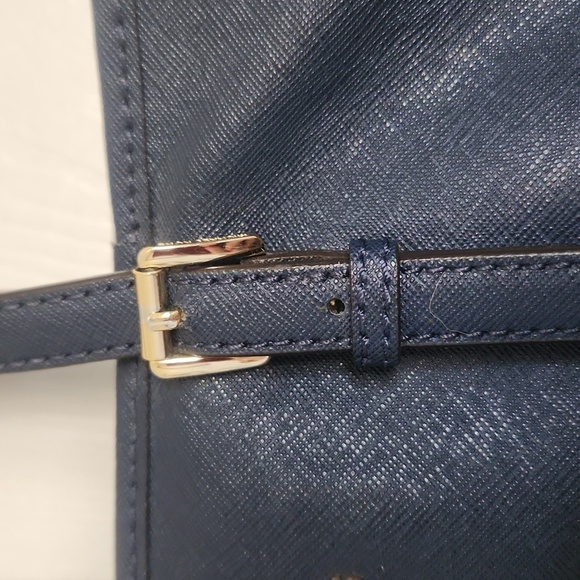 Michael Kors Shoulder  Bag - Picture 9 of 17